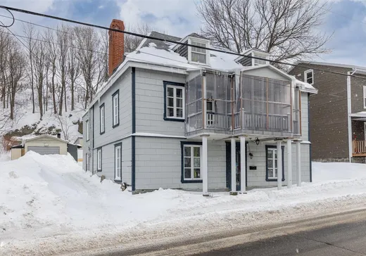 Maison à étages à vendre - 186 Rue St-Joseph, Lévis, G6V1C9