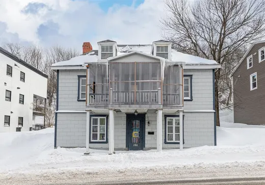 House for sale - 186 Rue St-Joseph, Lévis, G6V 1C9