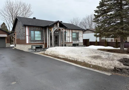 Maison à étages à vendre - 335 28e Avenue E., Saint-Zotique, J0P1Z0