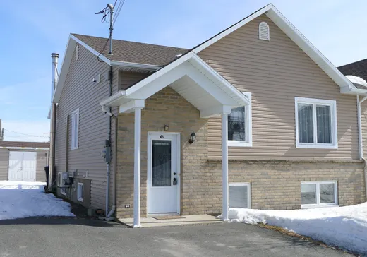 Maison à étages à vendre - 45 Rue des Couvents, Saint-Christophe-D'Arthabaska, G6S0B8