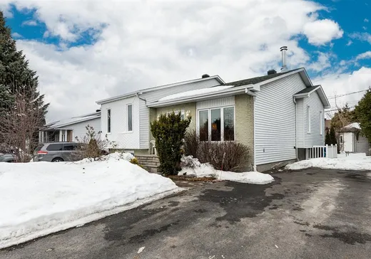 Bungalow for sale - 1103 Boul. N.-P.-Lapierre, Sainte-Julie, J3E1W3