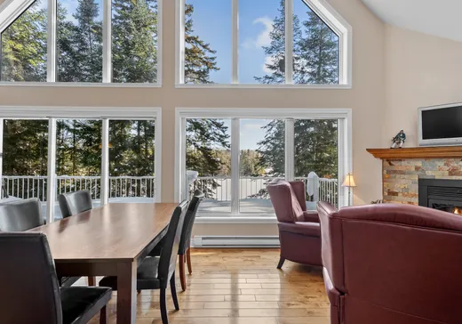 Maison à étages à vendre - 301 Ch. des Tilleuls, St-Adolphe d'Howard, J0T2B0