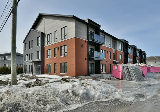 Condo for sale - 3045 Ch. d'Oka, Sainte-Marthe-sur-le-Lac, J0N1P0