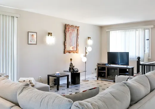 House for sale - 9300 Av. Louis-Lumière, Montreal (Rivière des Prairies), H1E 6R1