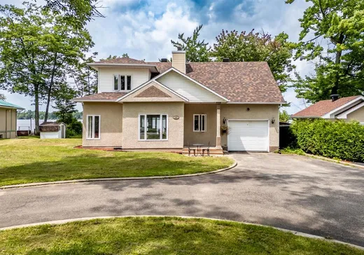 House for sale - 4200 Av. du Tour-du-Lac, Shawinigan, G0X 1L0