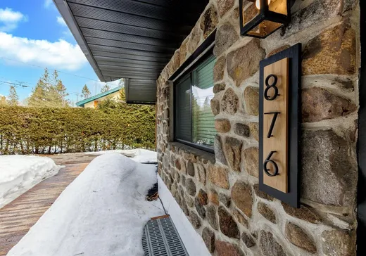 Maison à vendre - 876 Rue Principale, Saint-Sauveur, J0R 1R6