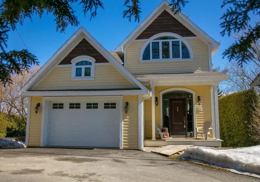 Split-level for sale - 40 Rue Bournival, Magog, J1X3W5