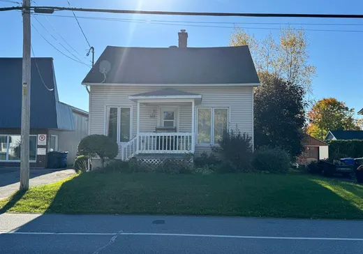 1 1/2 Storey for sale - 355 Rue Marquis, saint-célestin, J0C1G0
