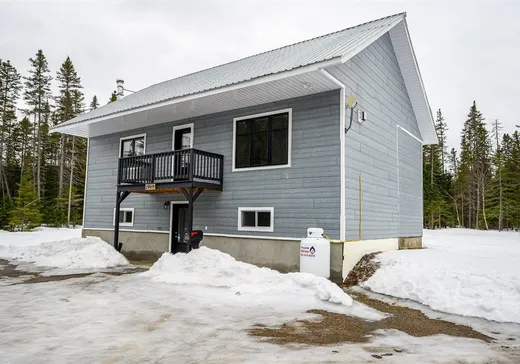 Maison à vendre - 1969 Rue du Muguet, Laval (Sainte-Rose), J0T 2A0