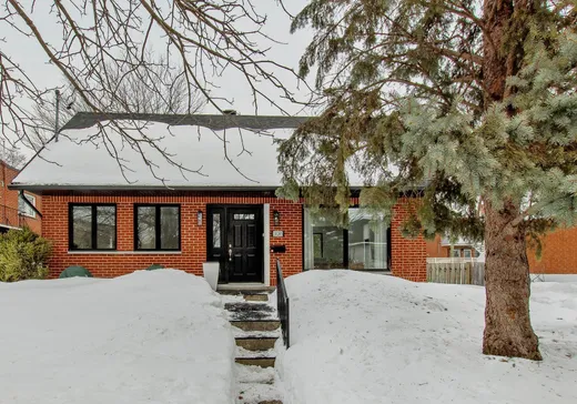 Maison à étages à vendre - 10285 Rue Jeanne-Mance, Montréal (Ahuntsic/Cartierville), H3L3B7