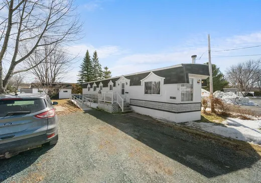 Maison mobile à vendre - 1110-H Av. du Cardinal, Bécancour, G9H4N8