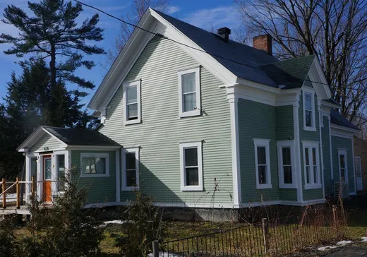 Two or more stories for sale - 51 Rue Principale, Ulverton, J0B1E0