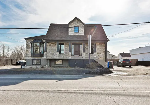 Maison à étages à vendre - 6680 Boul. Laurier, Terrebonne, J7M1T8