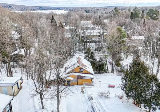 Two or more stories for sale - 20Z-24Z 118e Avenue, St-Hippolyte, J8A2E9