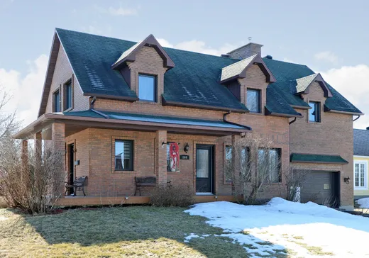 Maison à étages à vendre - 866 Rue Dorais, Beauharnois, J6N2G4