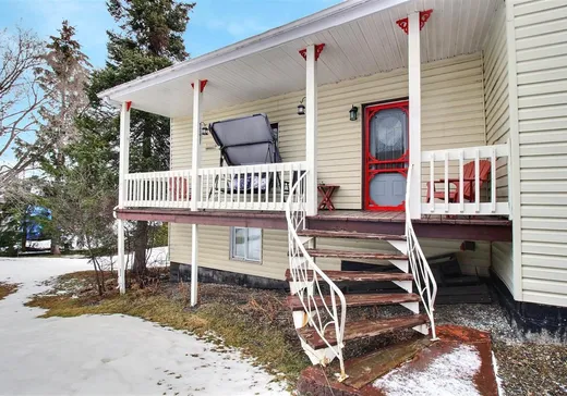 Maison à vendre - 493 Rue de l'Église, Pohénégamook, G0L 1J0