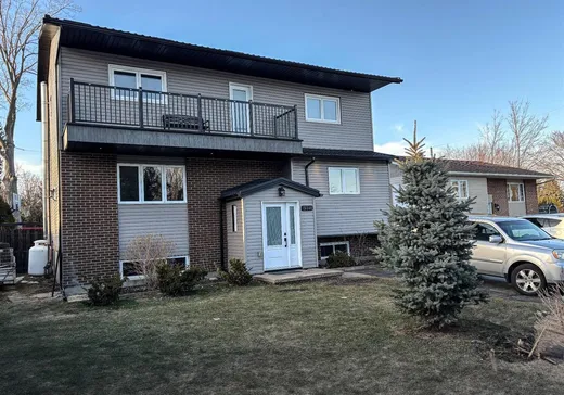 Two or more stories for sale - 15431 Rue Oakwood, Montreal (Pierrefonds-Roxborro), H9H4L4