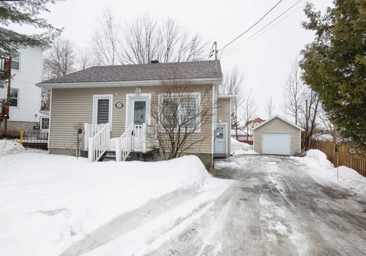 Maison à étages à vendre - 1025 Rue Lévis, Val-d'Or, J9P4C3