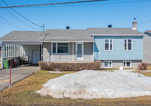 Bungalow for sale - 683 Rue Rolland, St-Cyrille-De-Wendover, J0C1A0