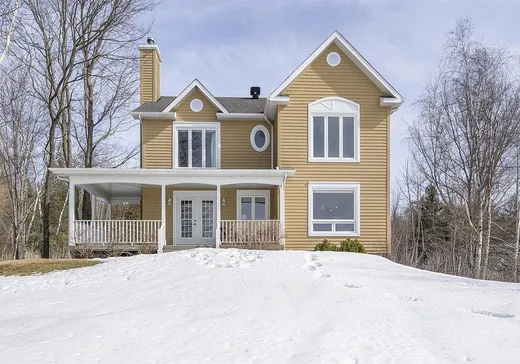 Two or more stories for sale - 5907 Rue Laurent, Sherbrooke, J1N3Z3