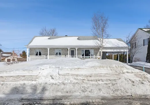 Bungalow à vendre - 60 Rue Tremblay, Buckingham, J8L3M7