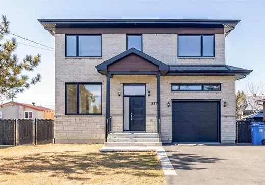 Maison à étages à vendre - 5571 Rue Aline, Brossard, J4Z1P9