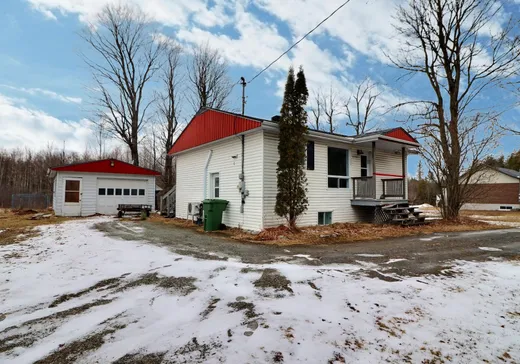 Two or more stories for sale - 1781 Route 116 E., Danville, J0A1A0