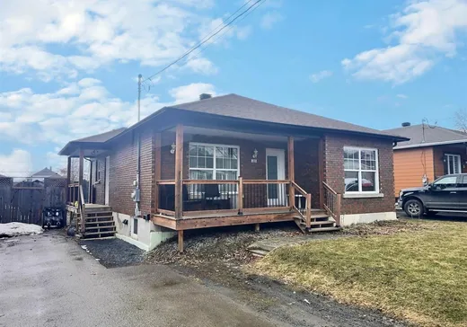 Bungalow for sale - 201 11e Avenue S., Sherbrooke, J1G2T2