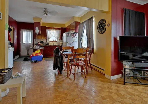 Maison à vendre - 421 Rue St-Joachim, Coaticook, J1A 2L6