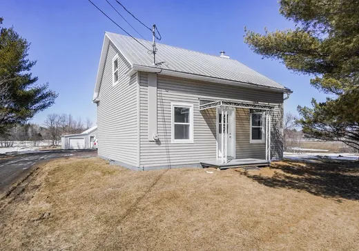 Maison à étages à vendre - 2734 Boul. Ste-Sophie, Saint-Jérôme, J5J2V3