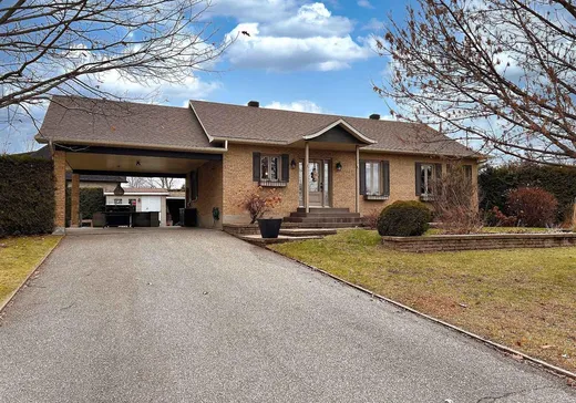 Bungalow for sale - 2 Rue de la Sérénité, Victoriaville, G6S1J4
