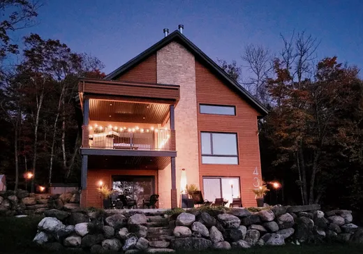 Maison à étages à vendre - 437 Ch. des Pionniers, La Minerve, J0T1S0