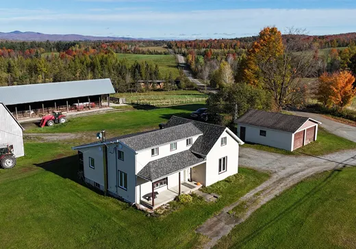 Two or more stories for sale - 777Z Route 108, Cookshire-Eaton, J0B1M0