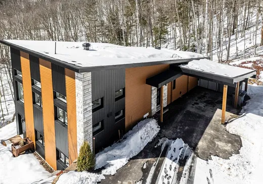 Maison à vendre - 5386 Rue du Chamois, Val Morin, J0T 2R0