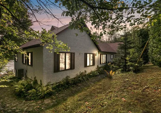 House for sale - 605 Ch. de Montfort, St-Adolphe d'Howard, J0T 2B0