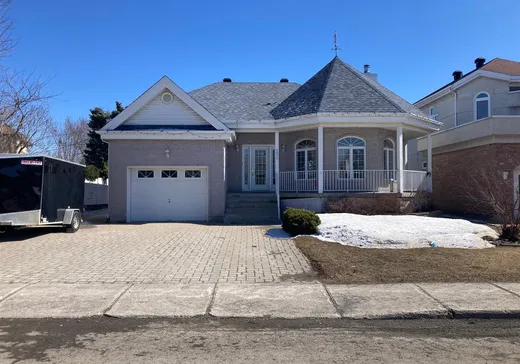 Bungalow for sale - 5811 Boul. des Rossignols, Grenville, H7L4Z2