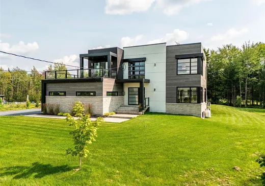 Maison à vendre - 3620 Rue de l'Albatros, Rock Forest-Saint-Élie-Deauville, J1H 0J3