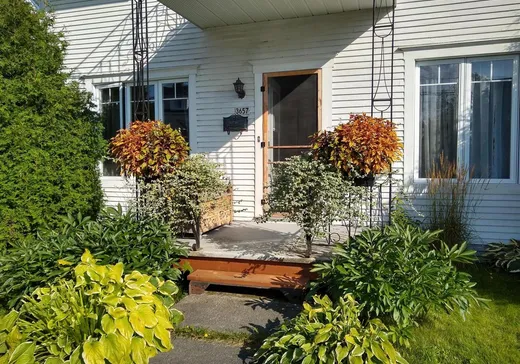 Maison à vendre - 3657 Rue Laviolette, Lac-Mégantic, G6B 1V3