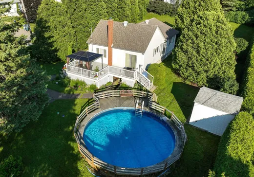 Maison à vendre - 44 Rue Plante, Mont-Saint-Hilaire, J3H 3X3