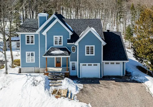 Two or more stories for sale - 611 Ch. Jackrabbit, Saint-Sauveur, J0R1K0