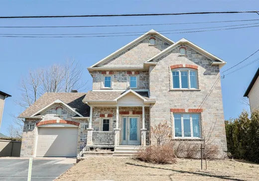 Maison à étages à vendre - 80 Rue des Oeillets, Victoriaville, G6T2K4