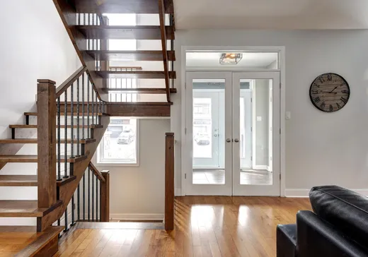 Maison à vendre - 271 Rue Yves, Sainte-Marthe-sur-le-Lac, J0N 1P0
