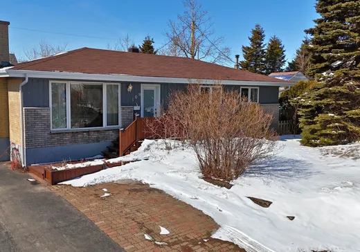 Maison à étages à vendre - 109 Av. Cartier, Sept-Îles, G4R2S8