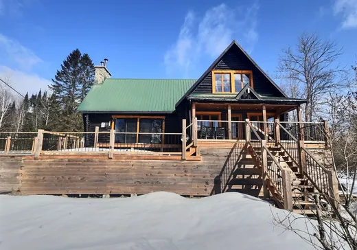 Two or more stories for sale - 3132 Ch. du Tour-du-Lac, Nominingue, J0W1R0