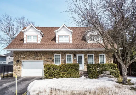 Two or more stories for sale - 18 Rue Marie-Antoinette, Blainville, J7E4H5