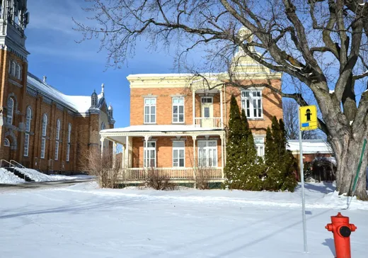 Maison à vendre - 2315 Av. Royale, Beauport, G1C 2R7