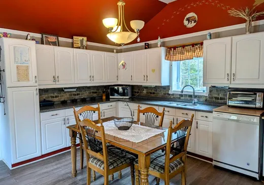 Maison à vendre - 537 Route 214 E., Scotstown, J0B 3B0