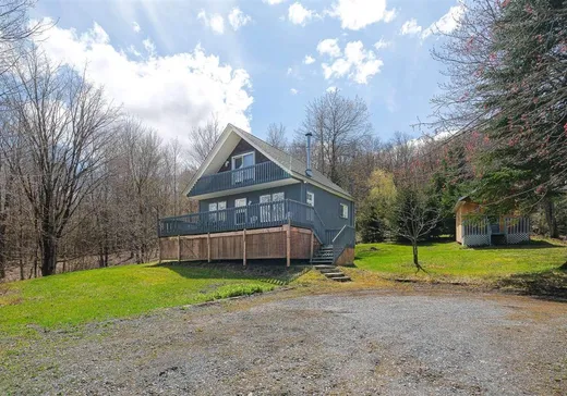 Maison à étages à vendre - 1147 Ch. Burnett, Sutton, J0E2K0