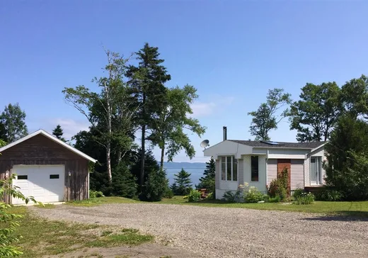 Bungalow for sale - 1217 Boul. de Douglas, Gaspé, G4X2W9