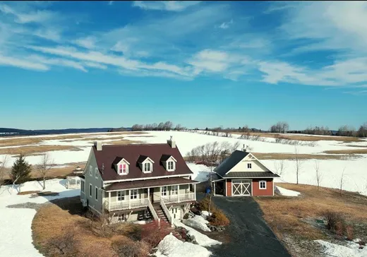 Un étage et demi à vendre - 570 Route 204, Ste-Justine, G0R1Y0